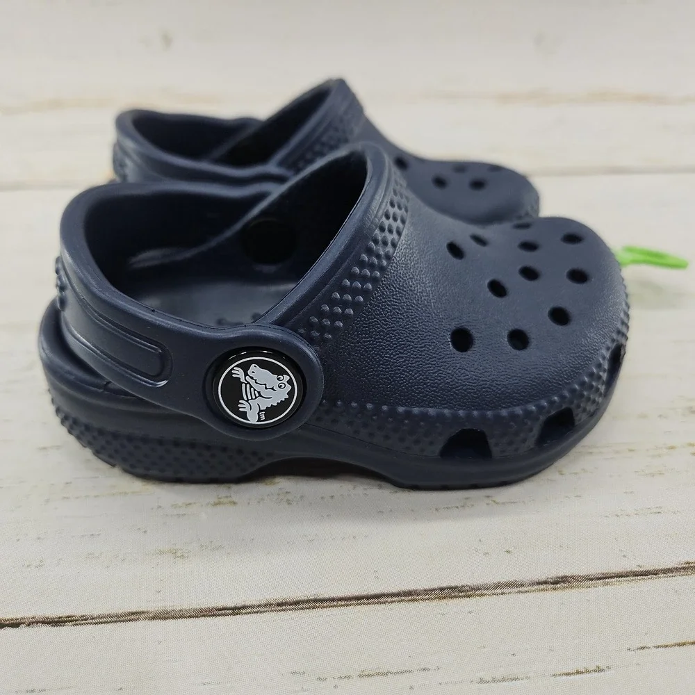 Crocs Classic Clog Navy Blue Toddler Size C4 Sandal Shoes 206990-410